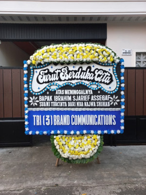 Papan Bunga Duka di Kayuringinjaya